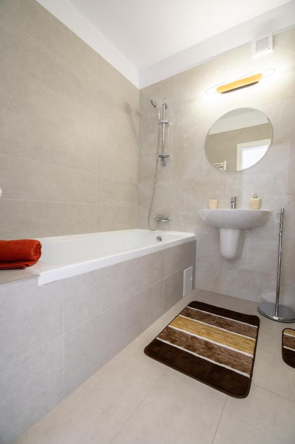 Claseb Apartment Timisoara Exterior foto